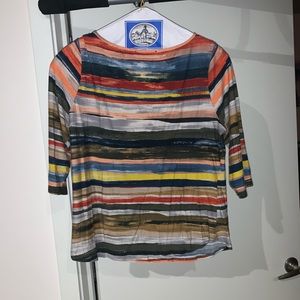 Quarter sleeve shirt